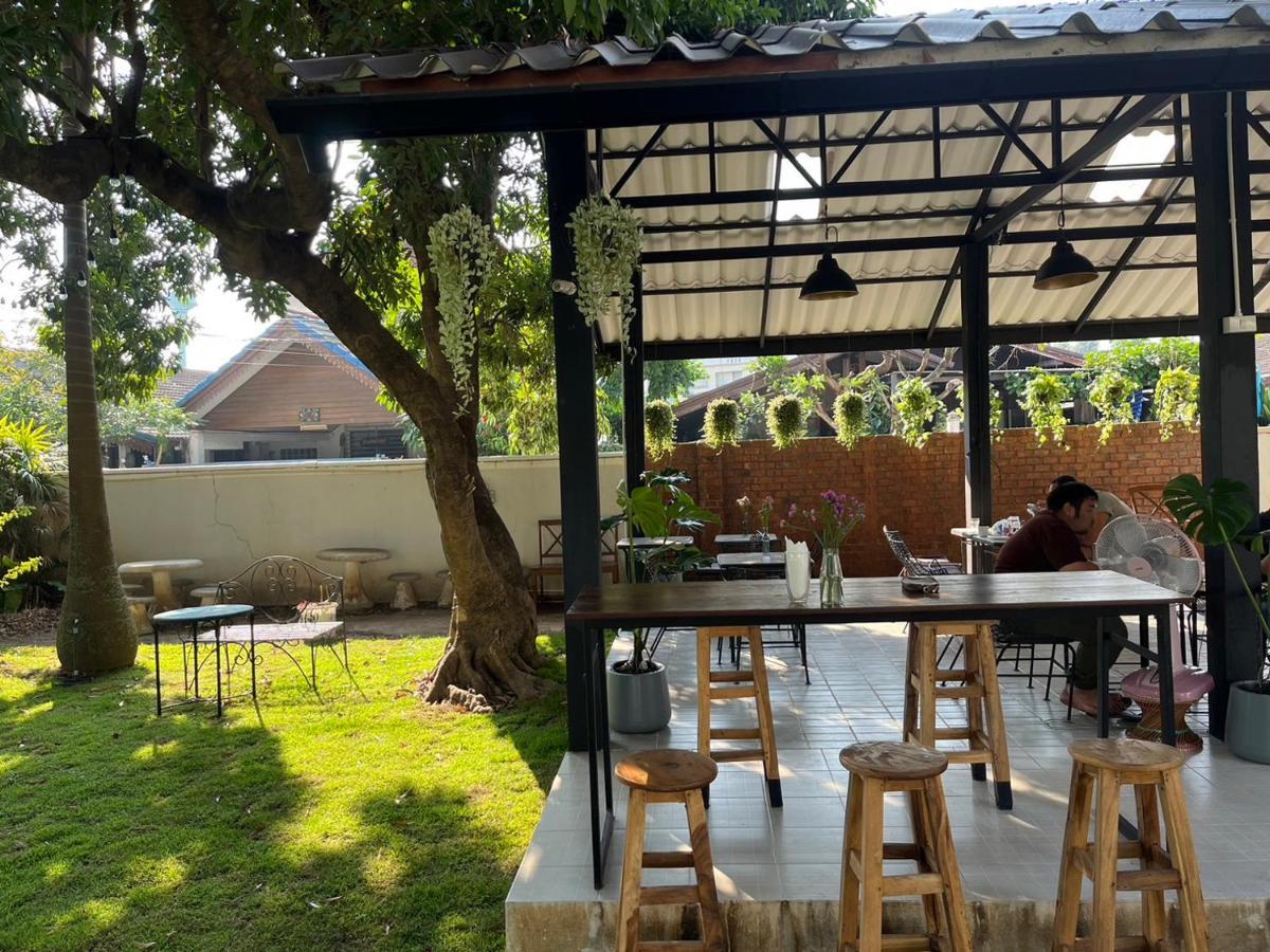 Udee Cozy Hotel Chiang Mai Exterior photo