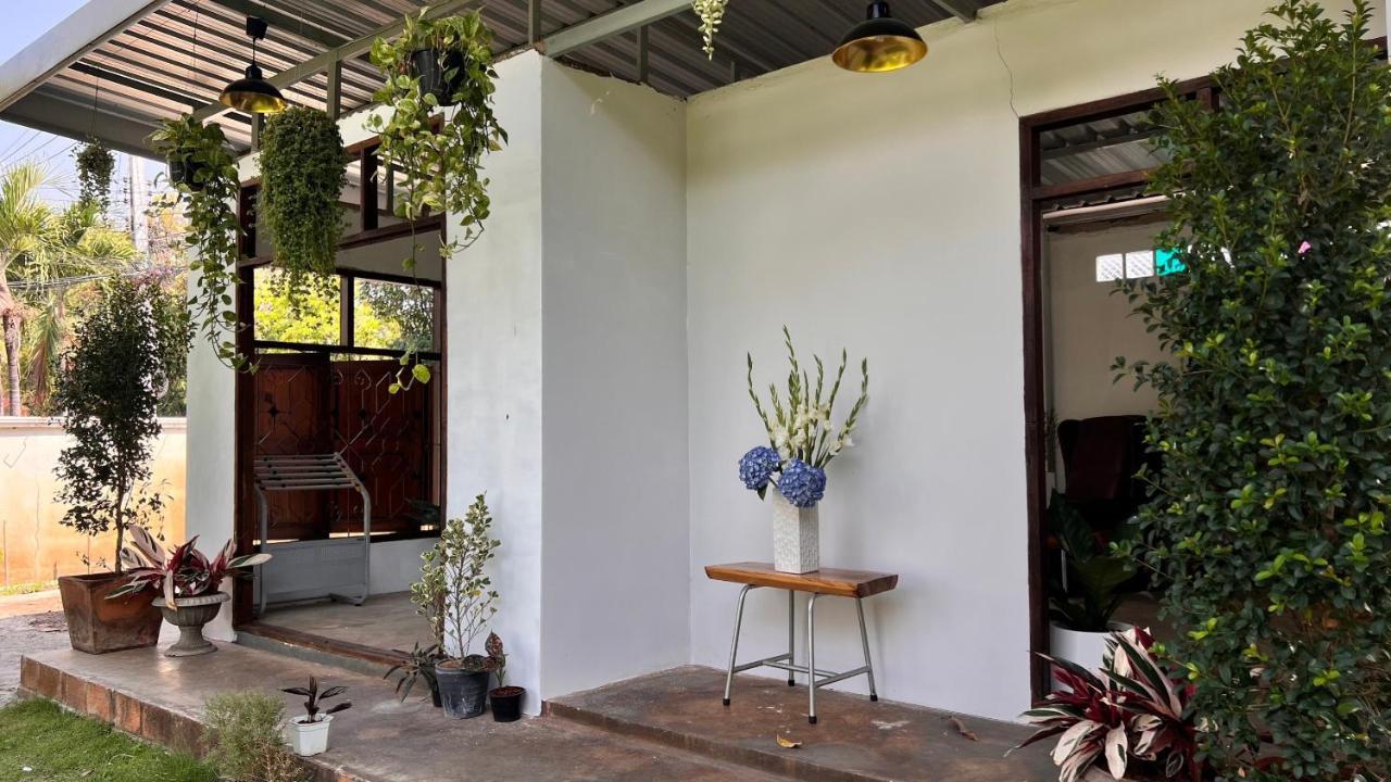 Udee Cozy Hotel Chiang Mai Exterior photo